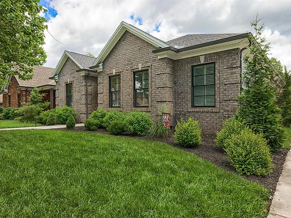 3rd image of 1617 Cary Ct
