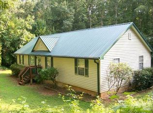 3510 Looper Lake Rd, Gainesville, GA 30506