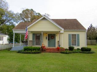 265 Farmlife Ave, Vanceboro, NC 28586