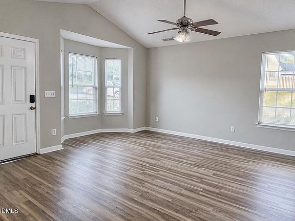 4th image of 5212 Marthonna Way