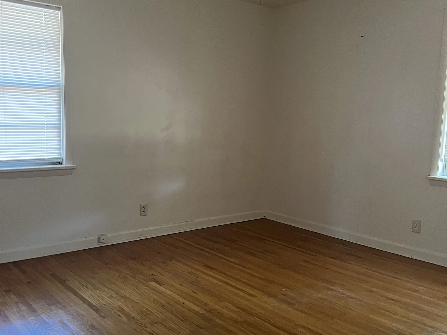 201 Hiawatha Drive - 1 — Photo 3