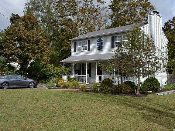 2nd image of 39 Atlantic Ave