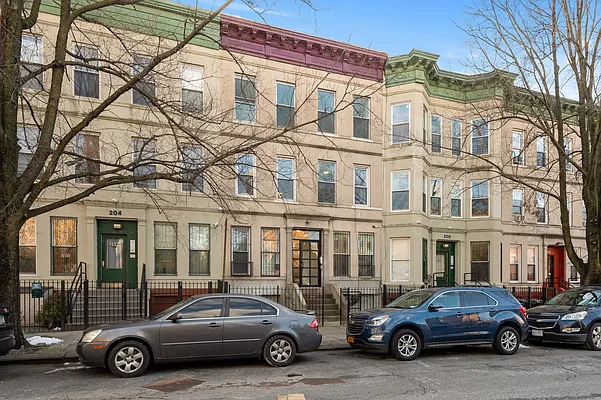 Rented by Nooklyn NYC LLC | media 15