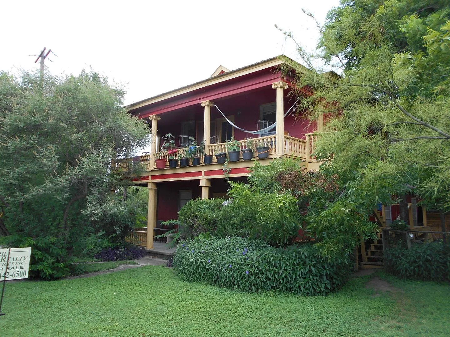 Fagelman Properties #2 (106 E Mary St) — Photo 4
