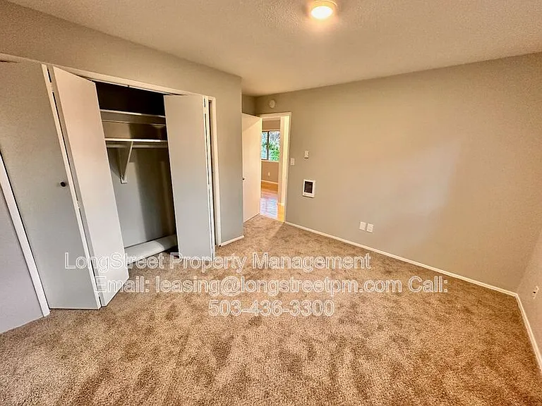 121 SE 30th Pl — Photo 11