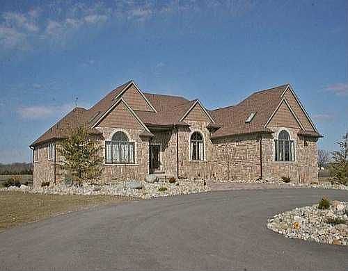 1st image of 7472 La Prairie Ln