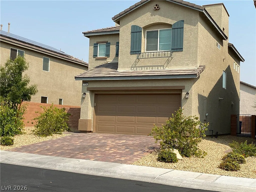 3 bed, 2.5 bath, 1622 sqft, $2,050 — Photo 1