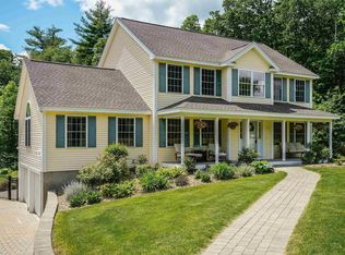 19 Sycamore St, Pelham, NH 03076