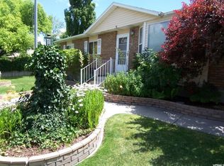 4581 W Lennox Dr, South Jordan, UT 84009