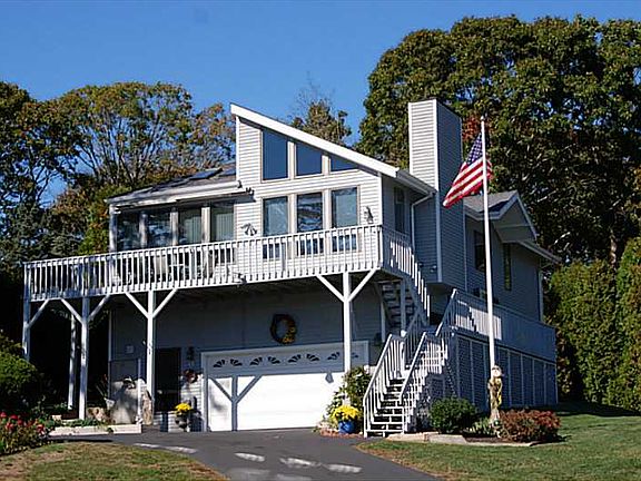 2nd image of 9 Reed Dr