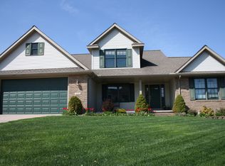 4164 Appleberry Dr, Erie, PA