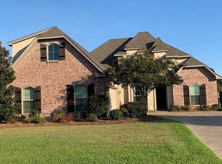 441 E Frenchmans Bend Rd #10, Monroe, LA 71203