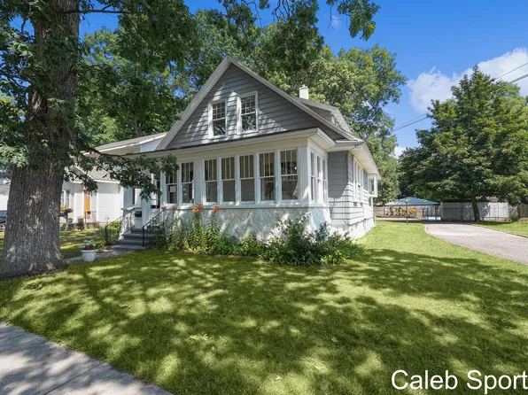 2225 Wrenwood St SW, Wyoming, MI 49519