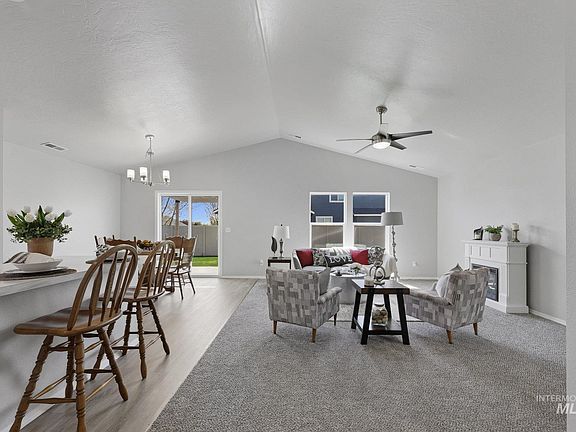 4th image of 12923 Bullfinch Ct