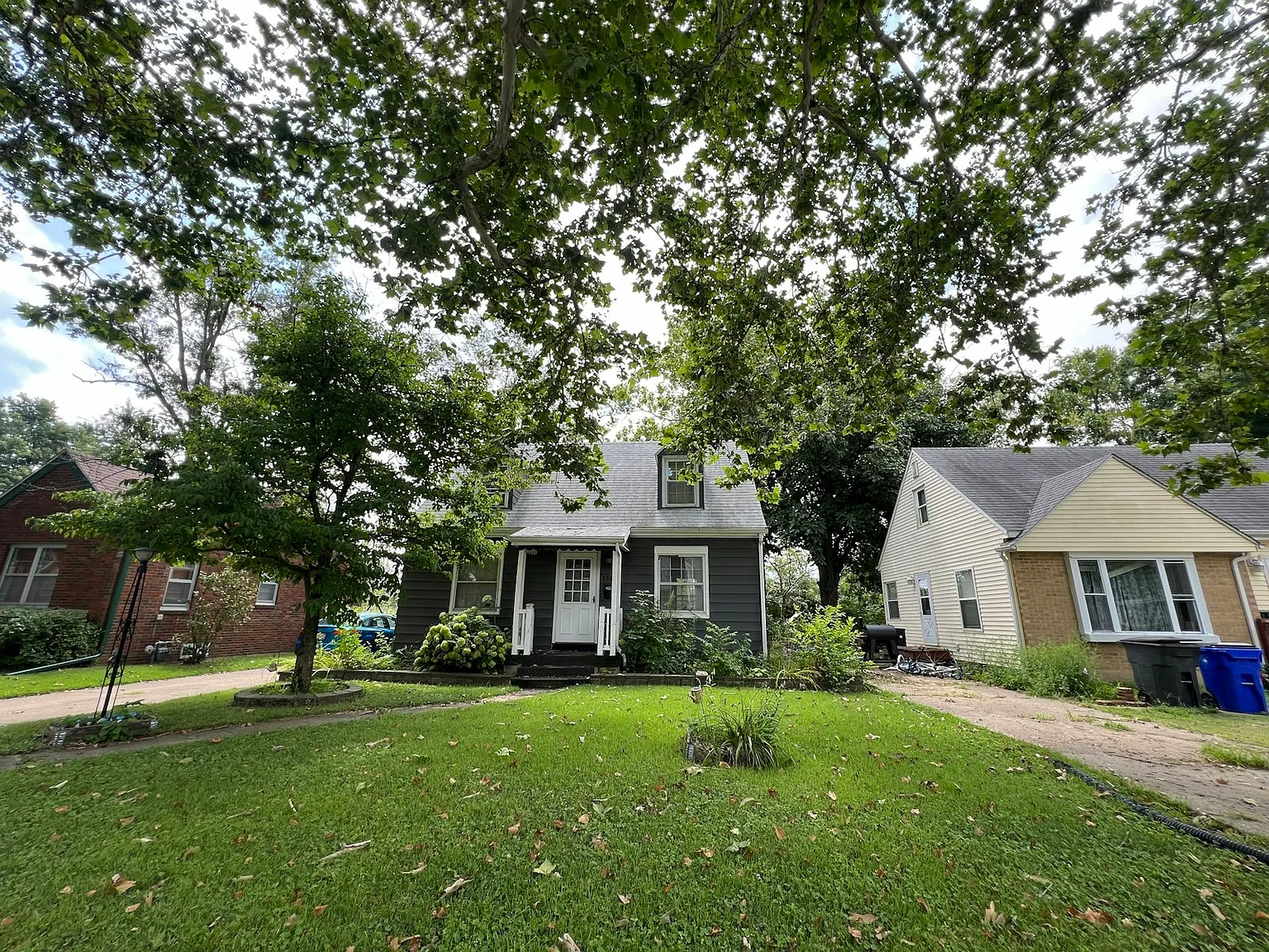 1665 West Sunset Avenue — Photo 1