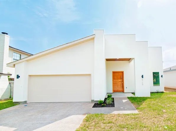8709 Puerto Alegre, Laredo, TX 78045