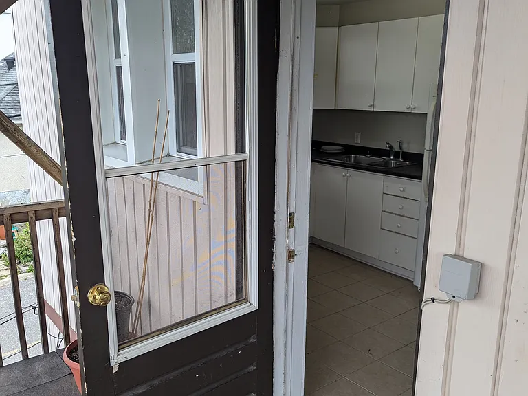 93 Carruthers Ave #3 — Photo 13