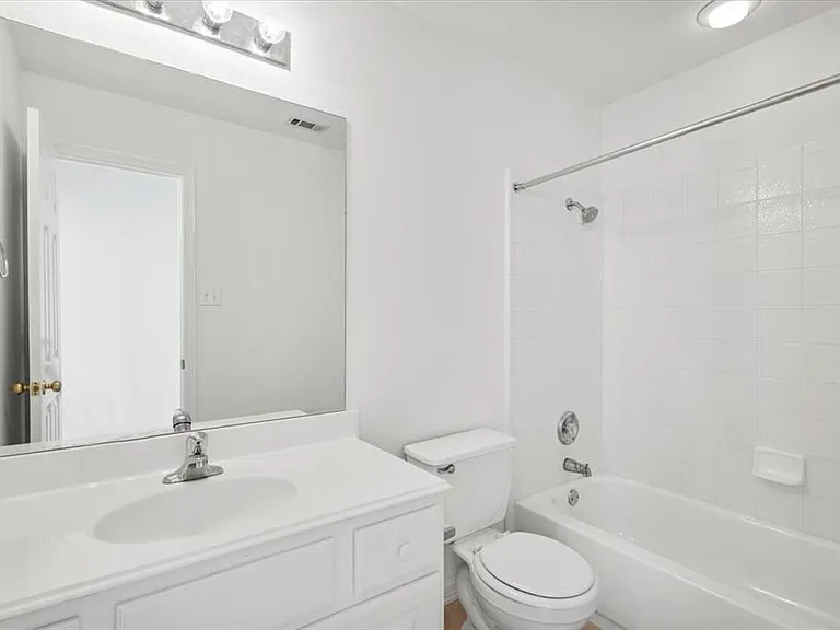 2127 Clear Lake Pl — Photo 28