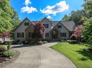 11935 Wellesley Ln, Chardon, OH 44024