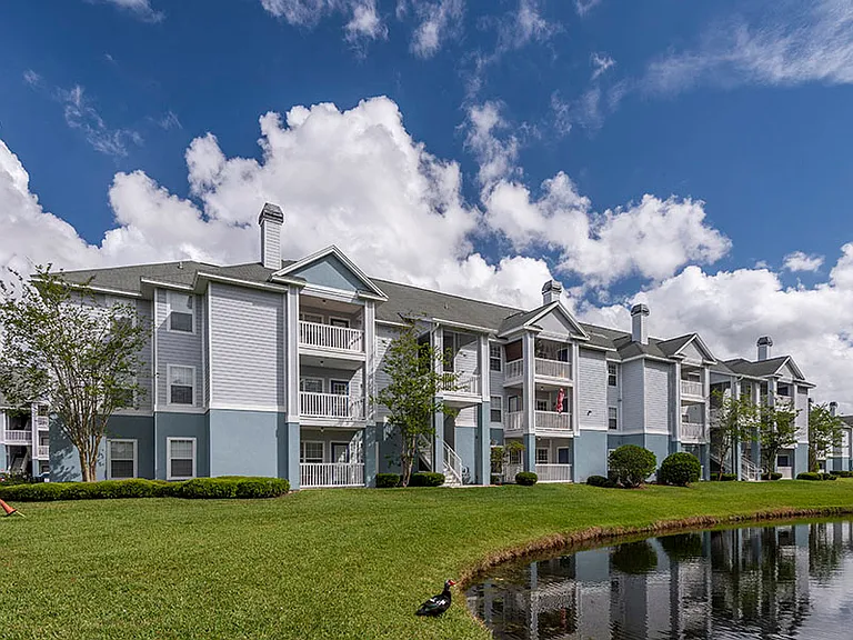Landings at Lake Gray — Photo 4