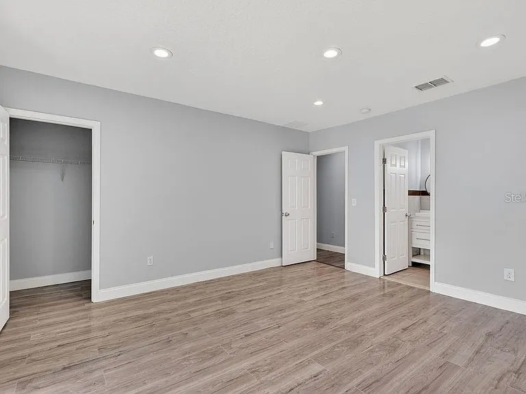 722 22nd St — Photo 18