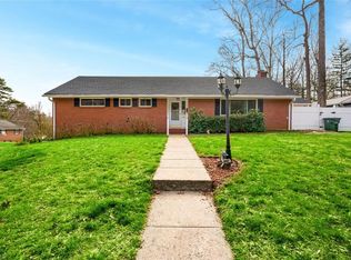 1290 Wedgewood Dr, Winston Salem, NC 27103