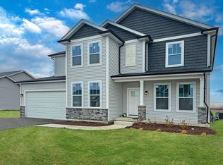 2241 Coventry Cir, Sycamore, IL 60178