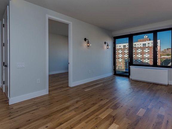 3rd image of 670 Pacific St #266