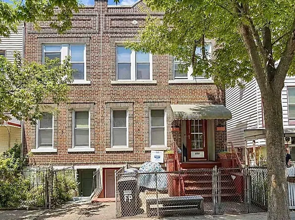 809 Friel Pl, Brooklyn, NY 11218