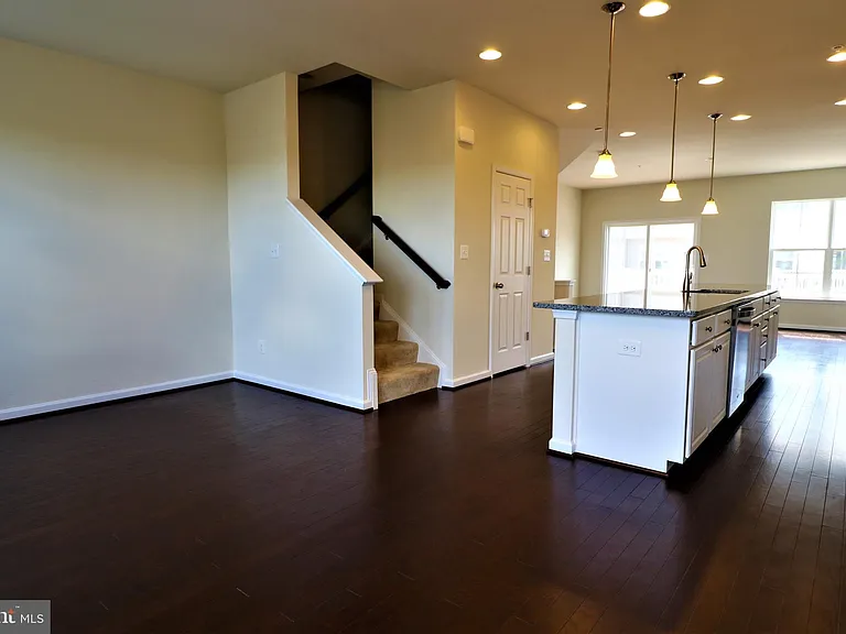 6303 Posey St — Photo 7