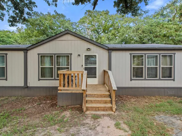 17210 Countrywood, Lindale, TX 75771