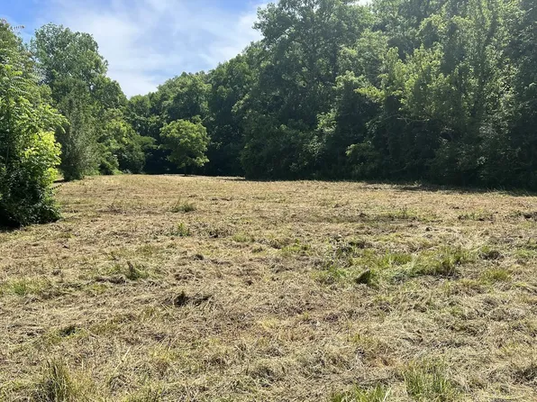 247 Hogans Creek Rd, Carthage, TN 37030