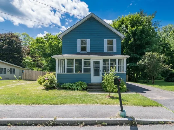 156 Grove St, Northampton, MA 01060