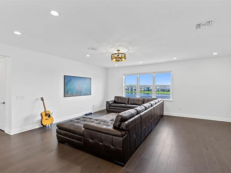 9445 Santorini Dr — Photo 29