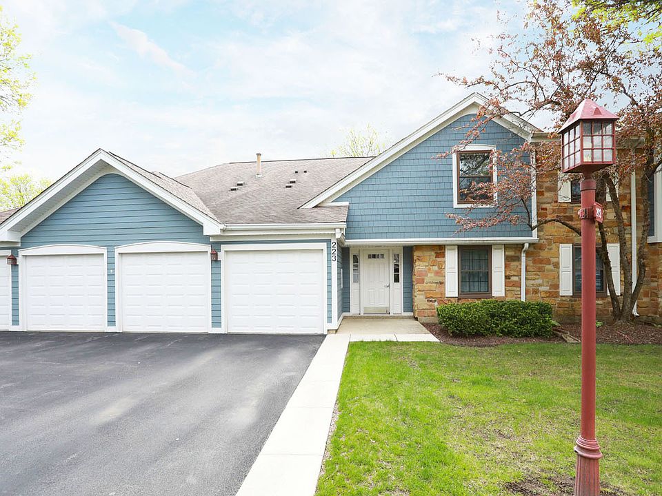 1st image of 223 Deerpath Ct #A2