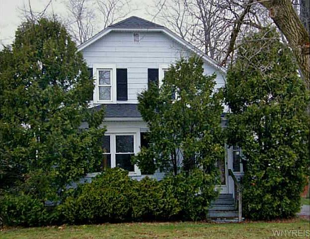 1st image of 7 Dellwood Ave