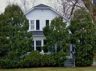 7 Dellwood Ave, Angola, NY 14006