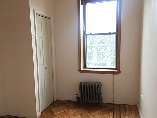 Rented by Realty Collective | media 6