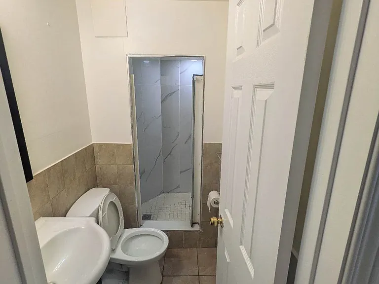 5030 Heatherleigh Ave #9 — Photo 12
