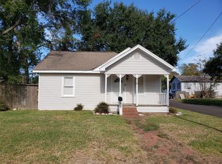 712 E Lobit St, Baytown, TX 77520