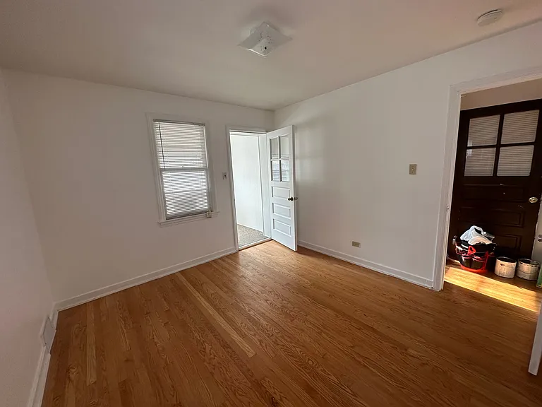 9040 Lamon Ave #1A — Photo 6