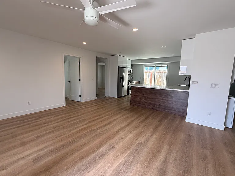 5230 Rincon St — Photo 3