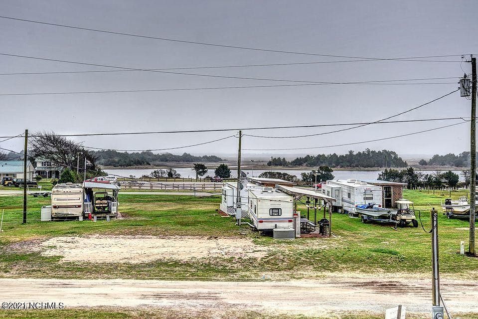 2nd image of 116 Shell Rock Lane