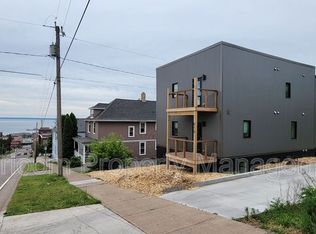 515 N Lake Ave UNIT 3, Duluth, MN 55806