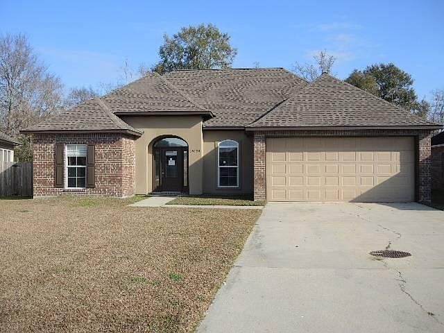 1st image of 15178 Villa Ct E
