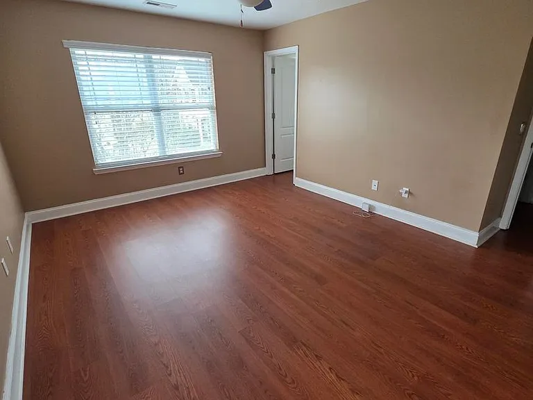 9 Haven Point — Photo 34
