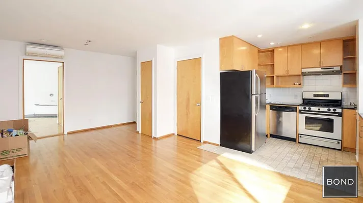 Rented by Bond New York | media 13