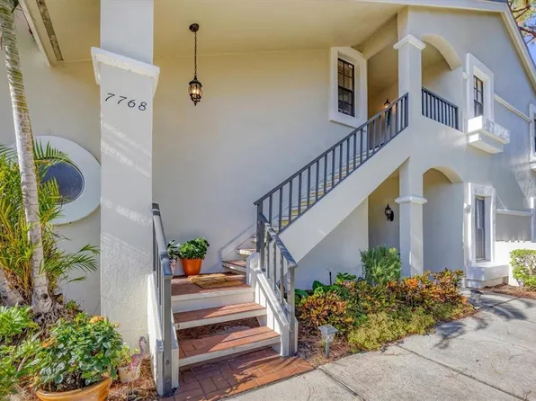 7768 Fairway Woods Dr, Sarasota, FL 34238