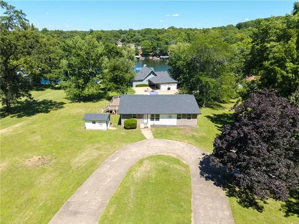 30293 Autumn Rd, Gravois Mills, MO 65037