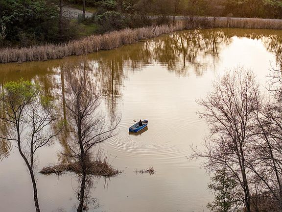 3rd image of 16098 Wild Oak Ranch Rd